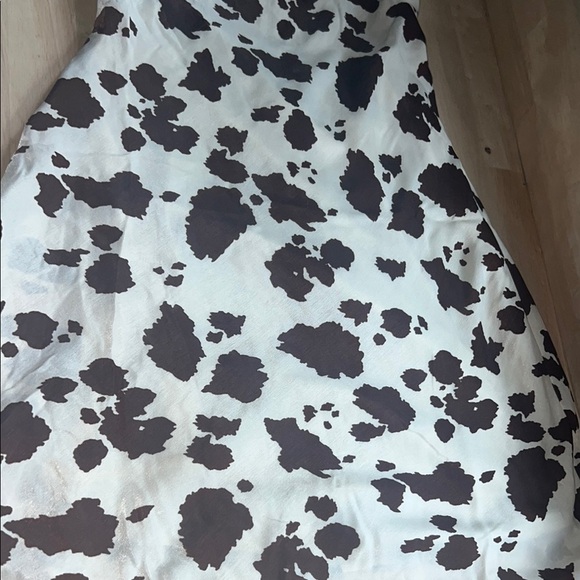 Black and White One Shoulder A-line Dress - Picture 3 of 4